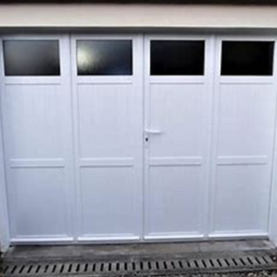 Porte de garage en PVC